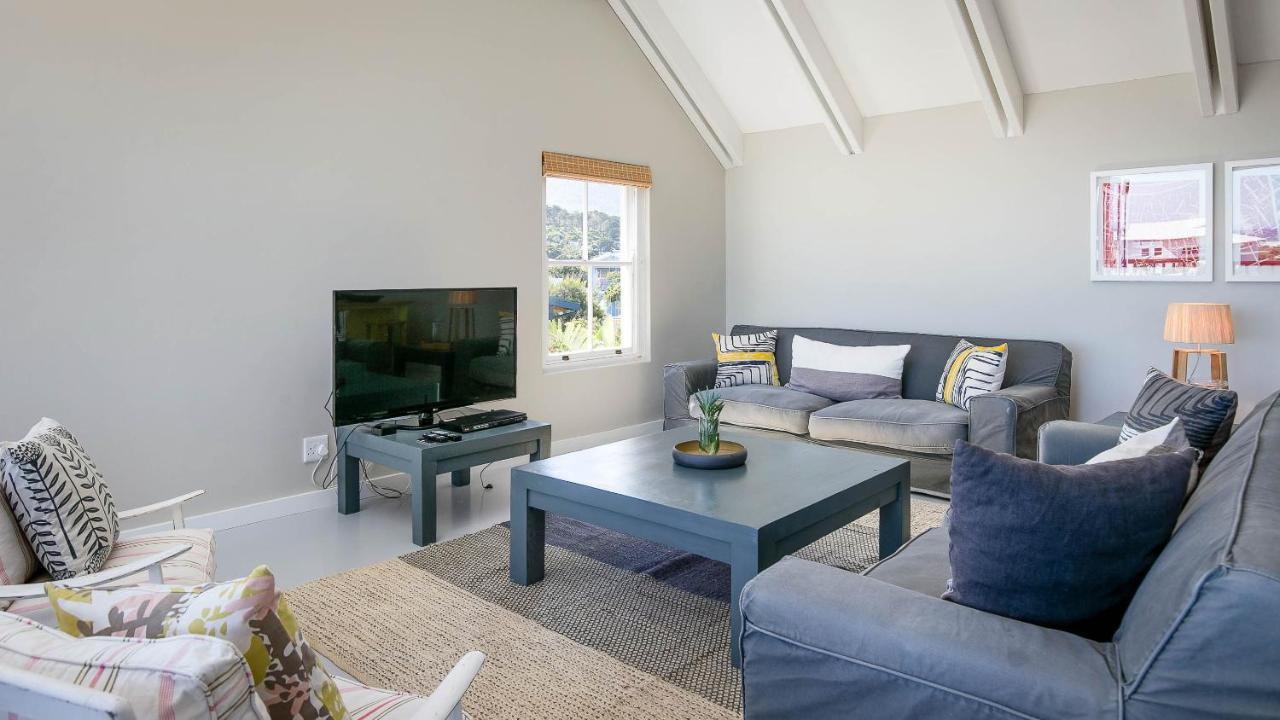 Guest house Noordhoek - Solar Back Up Power